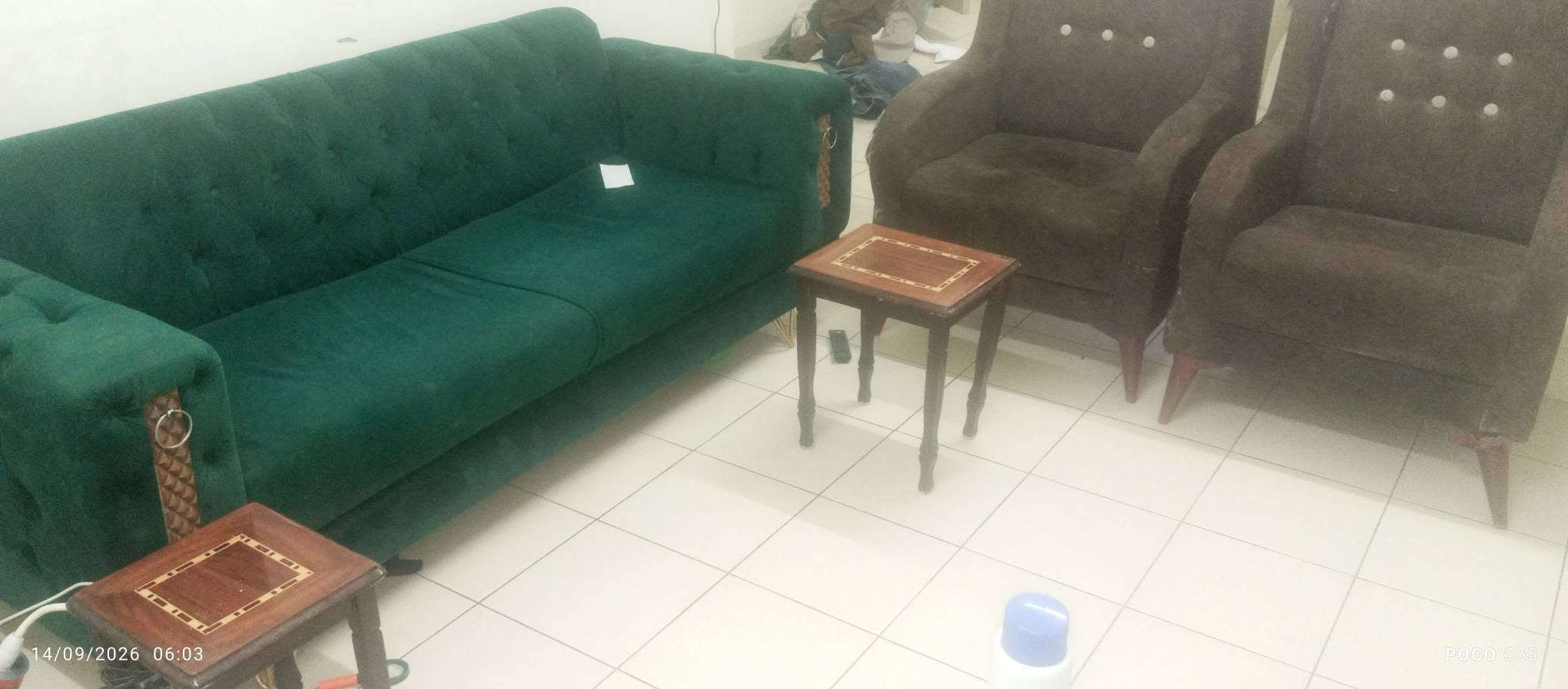 السلام عليكم  .. نص تخم سبلت طن بالأزمة سمارت ثلاجة صغيرة  طباخ   ابيعهن كلهن    250. للاستفسار ***********

نص مكتوب في الصور:
- 14/09/2026 06:12 POCO C55
- 14/09/2026 06:09 POCO C55
- 14/09/2026 06:08 POCO C55
- 14/09/2026 06:05 POCO C55
- 14/09/2026 06:03 POCO C55
- 14/09/2026 06:03
- POCO C55
- 14/09/2026 06:02
- 14/09/2026 06:02 POCO C55