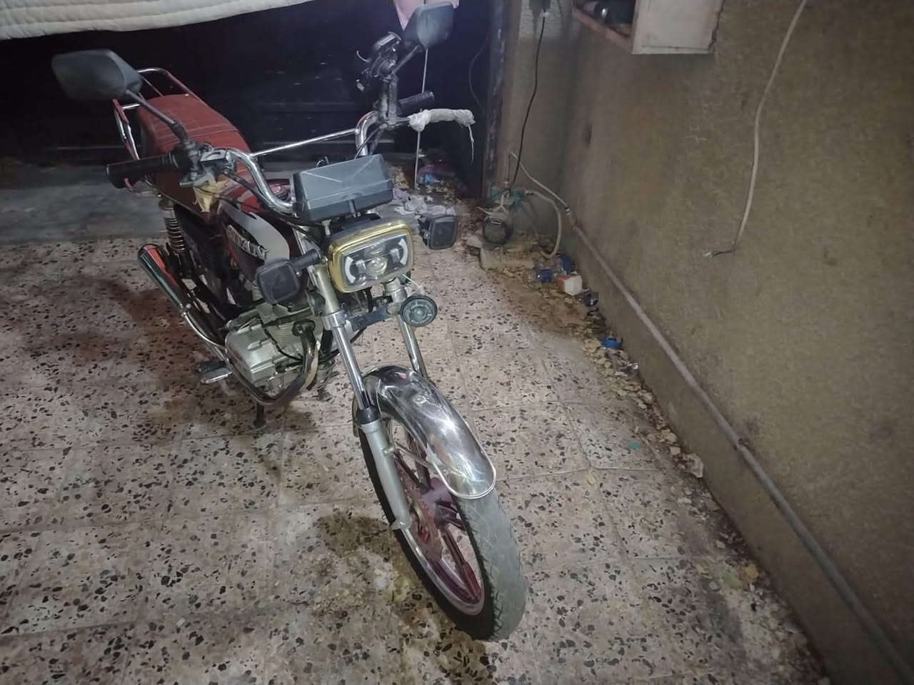 سيفان ٢٣ اوراق اصولي كامله مكانها شهداء السيديه ٤٥٠ نقوصات يطيحن من سعرهه***********
