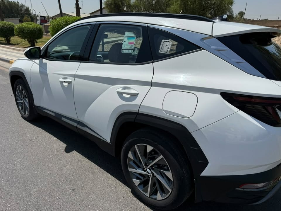 هيونداي توسان موديل 2024 — خليجي🇦🇪
⚙️ محرك 2000 CC
🚗 دفع أمامي FWD
🎨 لون أبيض 🤍
🛣️ ماشية 44,500 كم

✨ المواصفات والتجهيزات:
• الترحيب عند الاقتراب من السيارة
• شاشة CarPlay 📱
• شحن لاسلكي Wireless Charging
• تحكم ستيرن 4 جهات
• مانع انزلاق
• حساسات أمامية وخلفية
• مرايا كهرباء + إشارات بالمرايا
• كرسي السائق كهرباء
• كرسي الراكب الأمامي كهرباء
• تبريد خلفي
• بردات خلفية أصلية + بردة الصندوق
• نظام توقف/مساعدة عند نزول المنحدرات
• هاند بريك إلكتروني ببصمة
مانع نزول منحدرات 
• كاملة المواصفات 🔥

✅ سيارة نظيفة ومرتبة جداً
✅ استخدام شخصي ومعتنى بيها
✅ تحويل باي مكان 
✅ بيها بعض الملاحظات عند الاتصال ابلغك بيها 

💰 السعر: [على الخاص]
📍 الموقع: [حي حطين نفق الشرطة]
📞 للتواصل:    ***********
