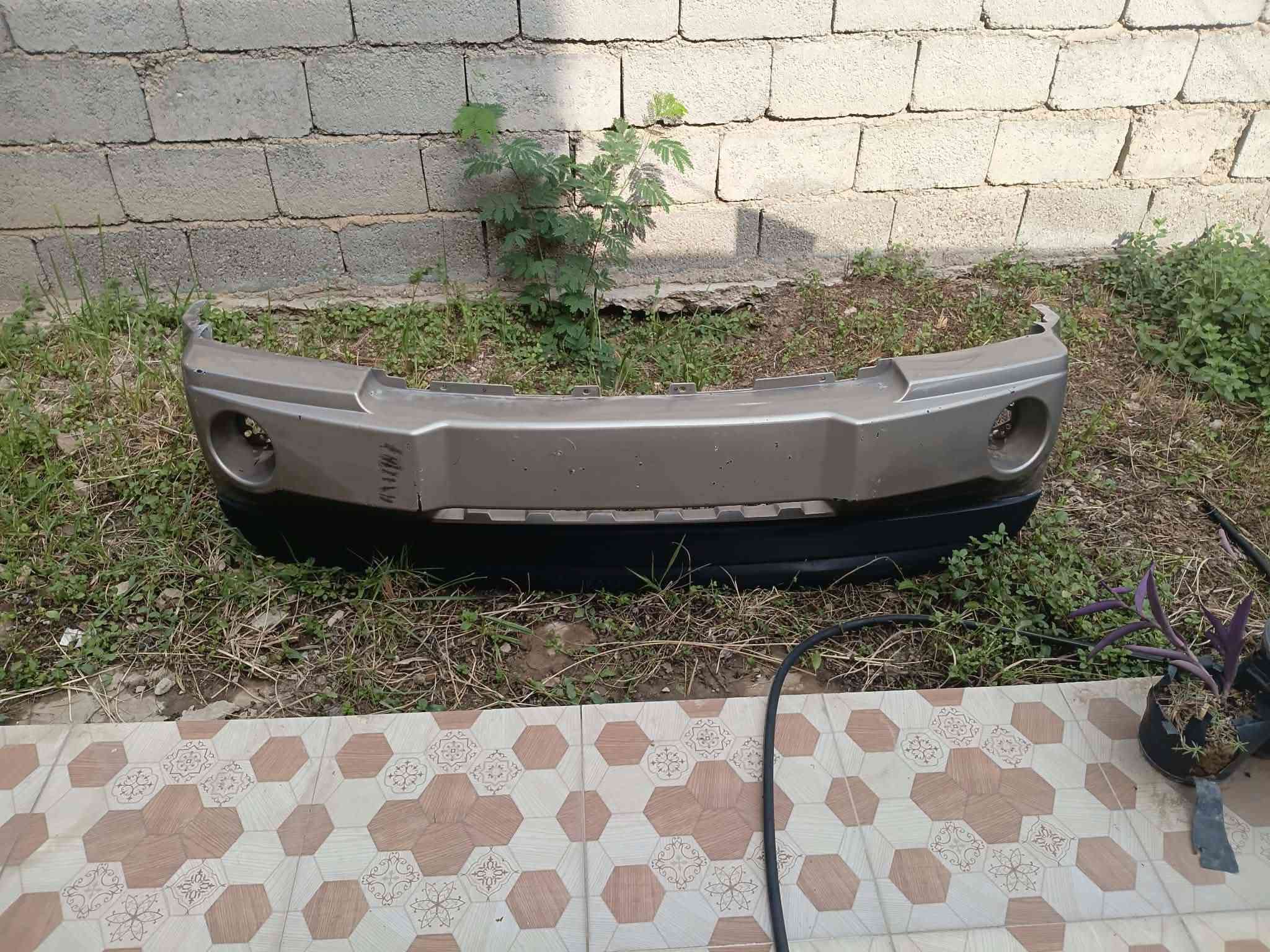 جيب لاريدو • ٢٠٠٨ • قطع غيار