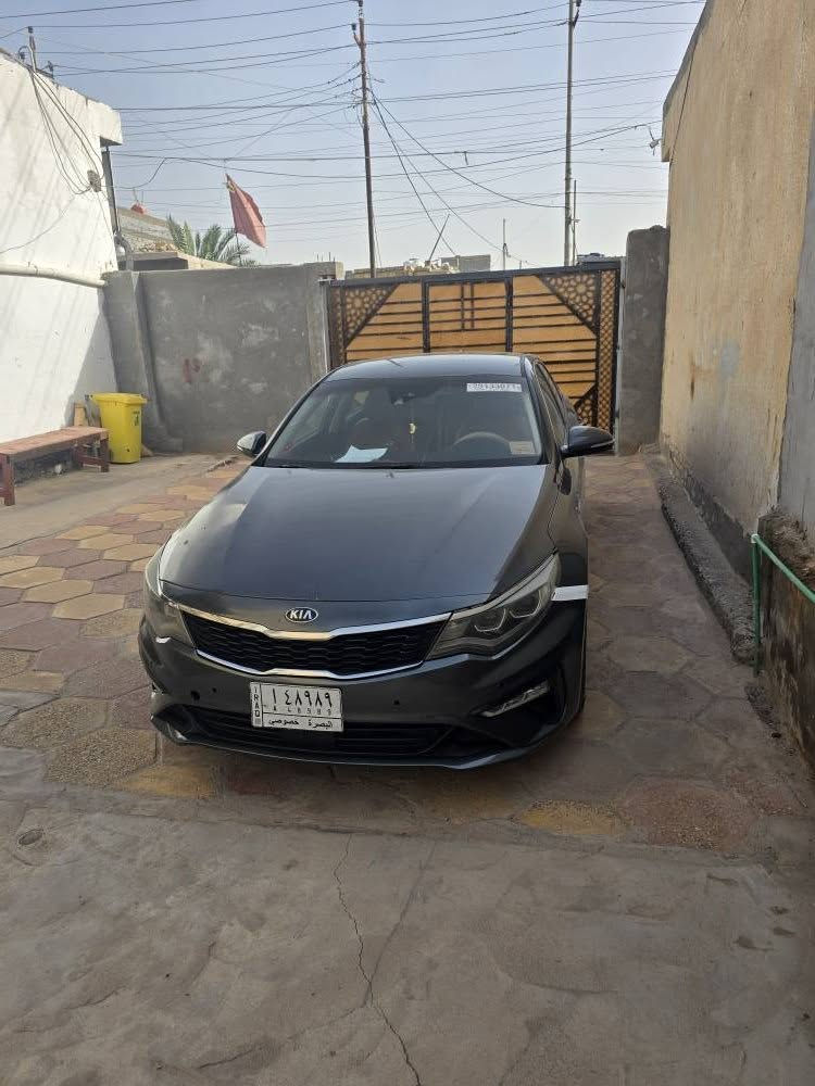 السلام عليكم كيا اوبتيما موديل 20 وارد مريكي حادثها جاملق وبنيد وطخه زغيره بلشاصي السعر 110وبيها مجال الشراي السياره بس راجز يرادلها معوقين وصارت حره والشراي يدلل الاستفسار الاتصال على الرقم *********** العنوان البصره كرمه علي سوق حي رساله البصرة, العراق
