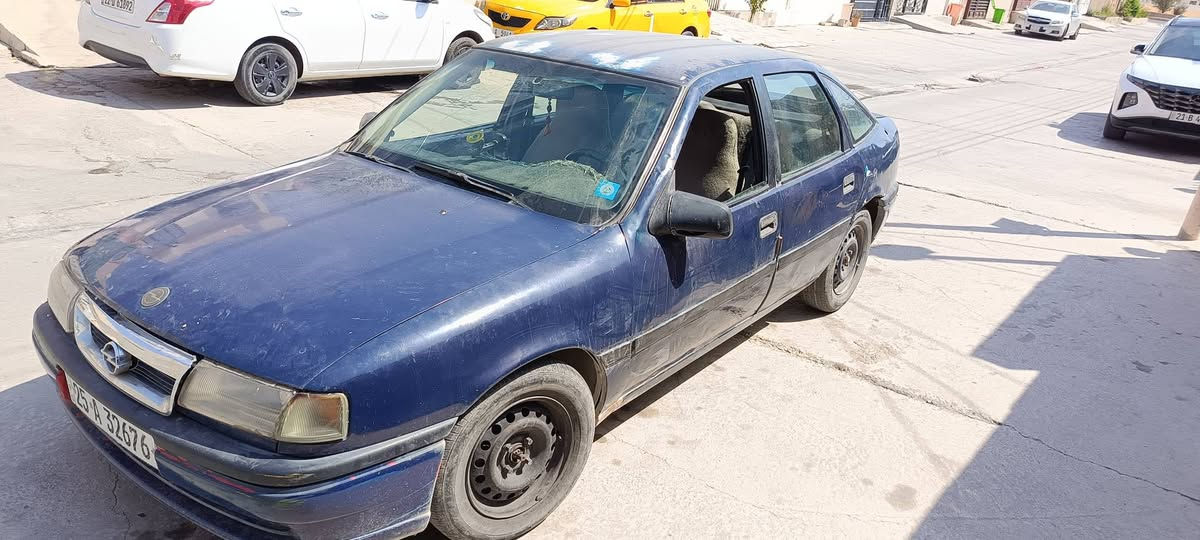 اوبل فكترا موديل 1991محرك 20سنويه جديد دفتر بنزين بي شرط تحويل وكالة سعر 26بي مجال *********** كركوك, العراق
