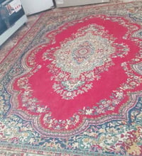 فرشه ٢×٣ • جديدة • تحتاج غسله