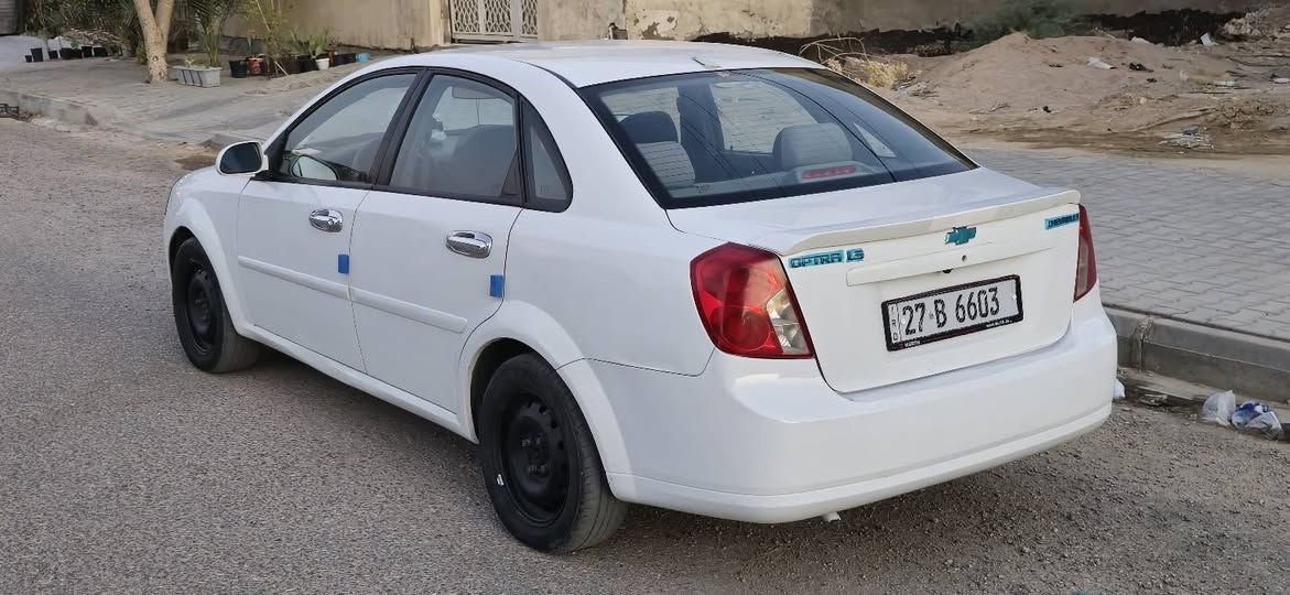 أوبترا 11
السياره جاهزه من كلشي 
شاشه + تحكم ستيرن 
تبريد جاهز مابي نقص
حداديه جاهزه 
بيها رشات صبغ 
اي ضربه وتبديل مابيها 
بأسمي السياره 
70 ورقه وبيها مجال بسيط 
***********
