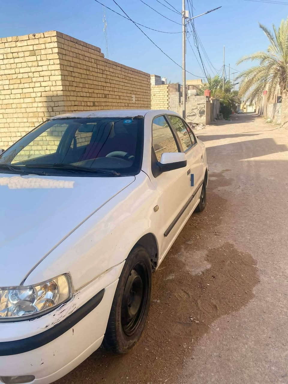 السلام عليكم للبيع سمند محرك فرنسي  موديل ١١ باسمي  انكليزي تحويل ثاني يوم صاعده هزه فقط بيه بوربرين امامي  وجويتير تنضيف تبريد ميشتغل يحتاج  السعر 28 قفل  حي ميسان قرب جوهره ***********
