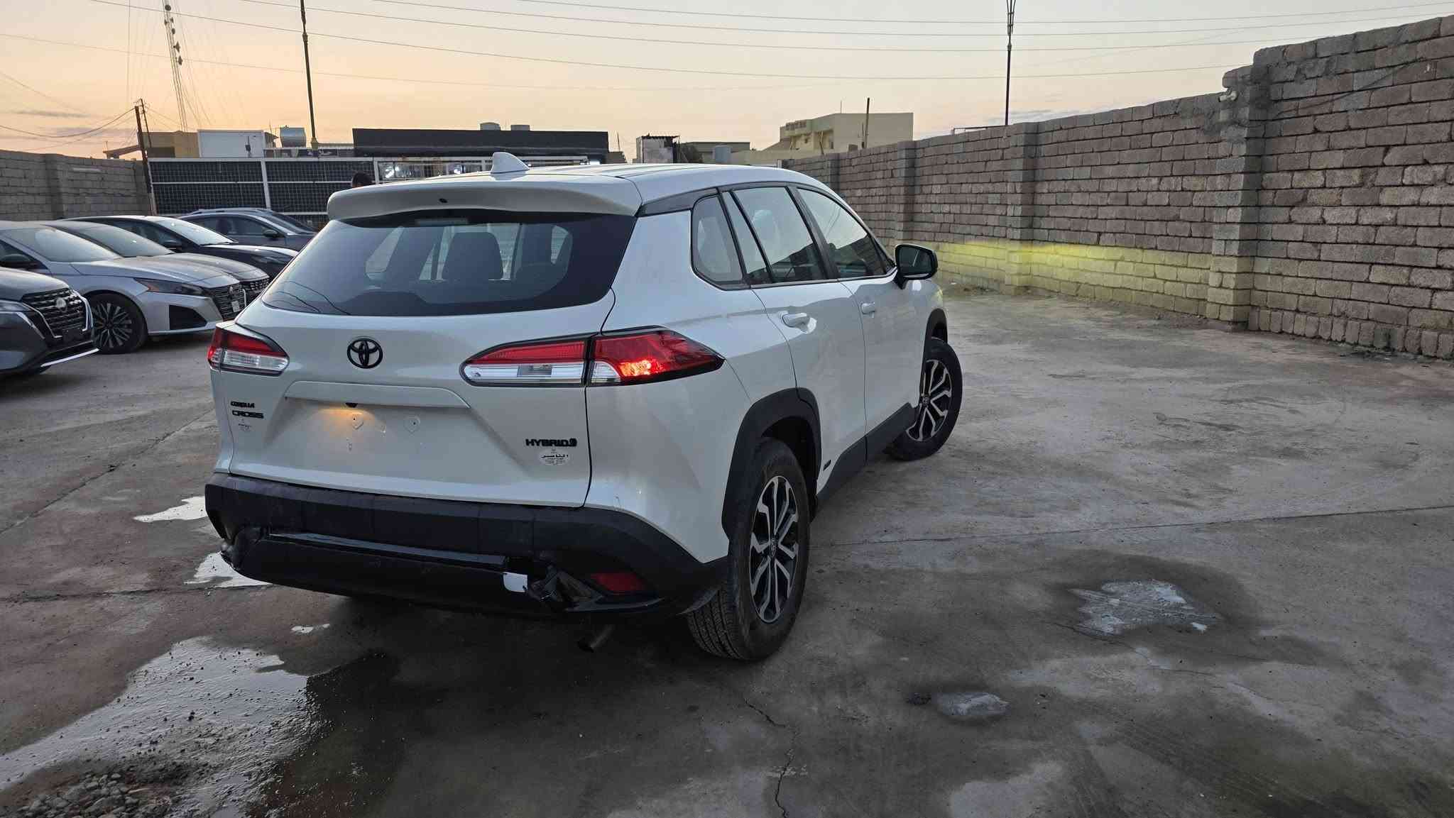 السلام عليكم ورحمة الله وبركاته 
✅️معرض الناصر 
TOYOTA Corolla Cross Hybrid Se 2024✅️
✅️كورلا كروز هايبرد 2024 SE
🛑مواصفات 
بصمه تشغيل
 أشير بالمري نقط عمياء اتو هولد
الضرر خلفي 
صور الضرر ورقم الشاصي بالمنشور 
السيارة تترقم شهداء صلاح الدين 
ماشية 9 الف ميل
جيك صور الضرر والشاصي
العنوان صلاح الدين الشرقاط اجميلة 
🛑***********
