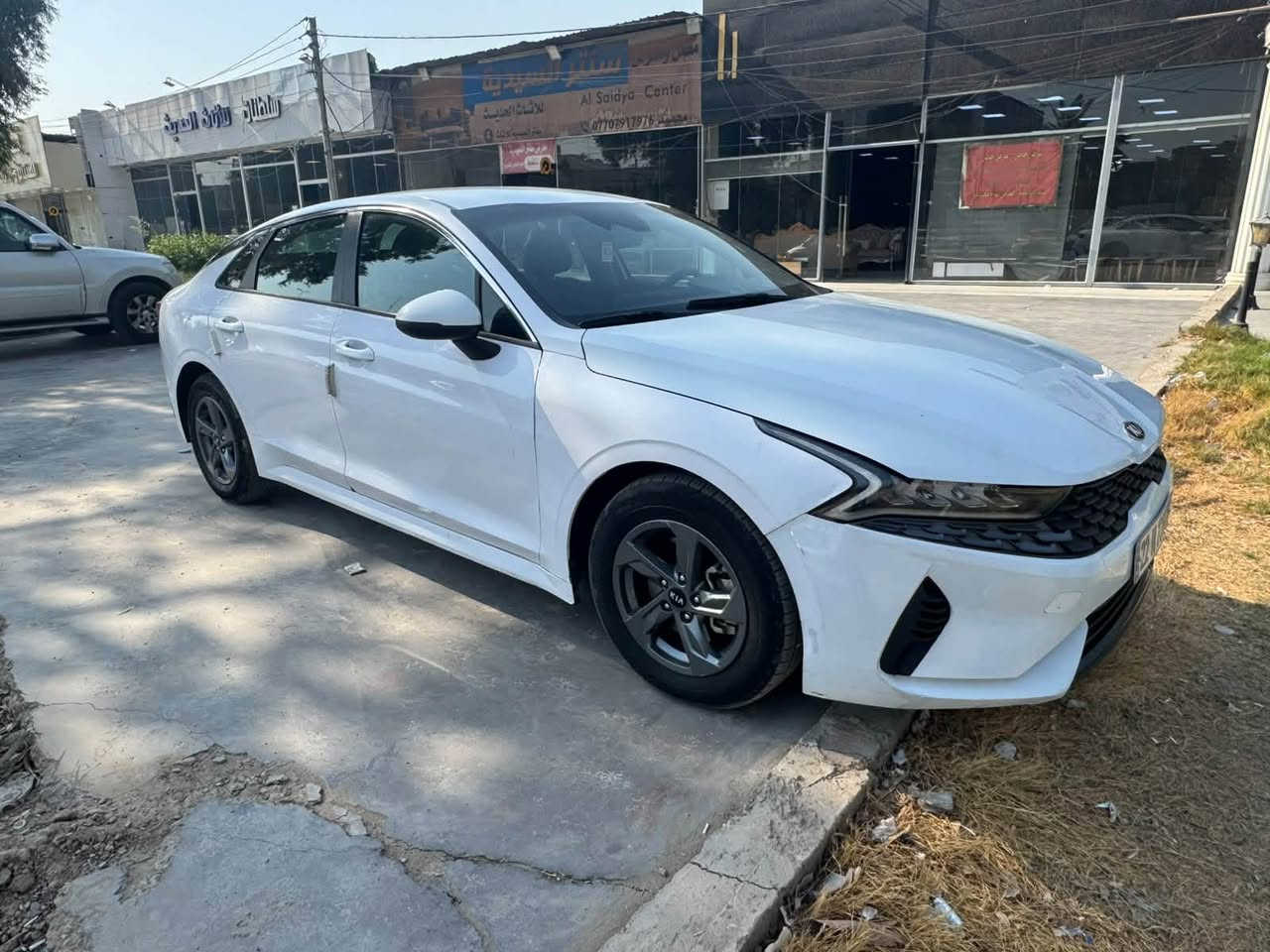 السلام عليكم  

للبيع ks K5  موديل 2021
  
مكينه 1600 تيربو 

كشافات ضباب

لايت LED عدسات 

حساسات إماميه 

حساسات خلفيه 

رادارات محيطيه امامي خلفي جانبي 

قياده ذاتيه 

توقف ذاتي

ستيرن D 

تحديد مسار 
 
رادار تفاعلي 

مثبت سرعه

أوامر صوتيه 

شاشه متصله 

شاشة اعطال 

شاشة تكيف لمس 

هندبريك دكمه 

وضعيات قياده4 

شحن لاسلكي 

وتو هولد 

كرسي كهربائي جلد 

سماعات BOSE  

تشغيل عن بعد
  

ستيرن رجاج منبه 

وباقي المواصفات معروفة 

ماشيه 116 الف 

السياره وارد أمريكي ضربتها بسيطه مواصله لغد وشاصي مبدل بيها بنيد ودعاميه وتعديل بارد جاملغ ايمن

مكانها بغداد الدوره 
السعر 135 ورقه 

‪***********‬
