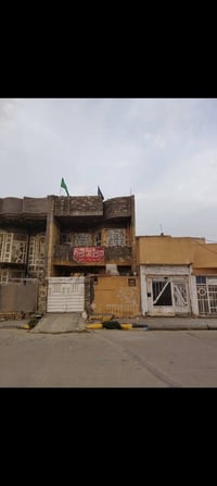 ١٤٠م • بيت طابقين • ساحة زين قوس
