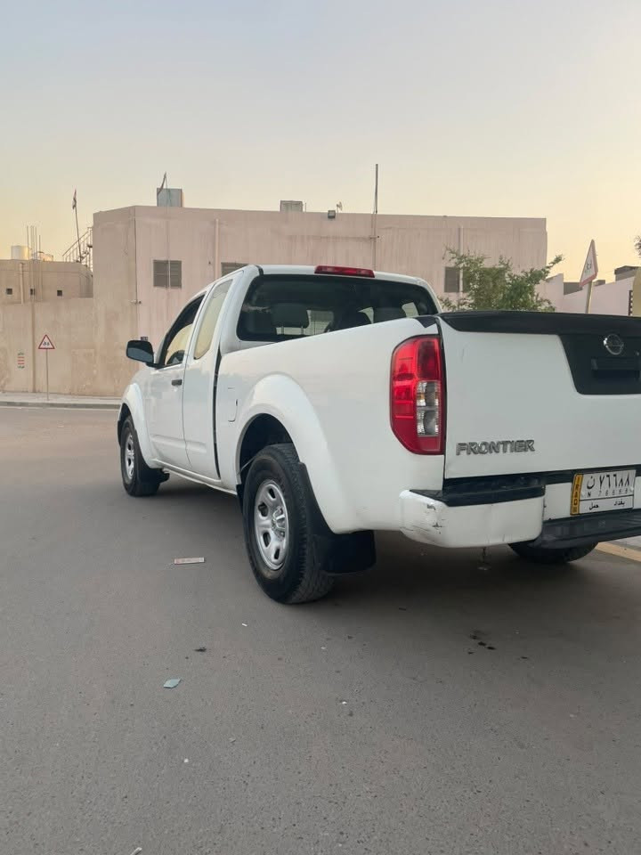 السلام عليكم للبيع نيسان فونتيرا 2018 وارد أمريكي سياره حادثه بسيط بالجاملغ الخلفي  طخه خفيفه محرك 4 سلندر سياره حلوه مال جناي تجي كامره خلفيه تحكم بل ستيرن  تخم تاير كير اوتماتيك ماشيه 95 حقيقي مكاني بغداد الجديده السعر 128 وبيه مجال لشراي
اللاتصال ***********
