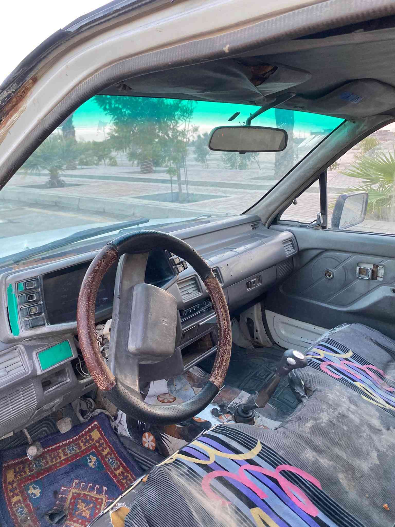 السلام عليكم للبيع بيكم ازوزه ياباني موديل 1994 مكينه كير خير من الله رقم ذي قار إنكليزي تحويل ثاني يوم او تريد وكاله  سنويه لل 2031 وسعرها جوه سوك 23 وبيها مجال بسيط المكان بصره قضاء المدينه الاتصال  ***********
