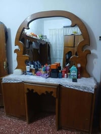 غرفة نوم • للبيع • وبيه مجال