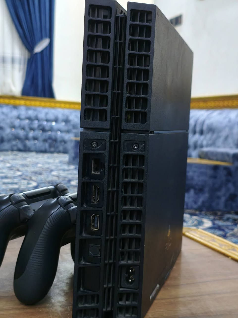 سلام عليكم بلي 4 فات اون لاين نضيف شرط تلعب لصبح كلش للبيع سعر خاص
جهاز اي نقص مابيه *********** مراوس بمبايل حسب القناعه
