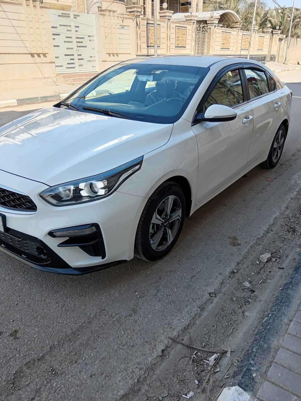 للبيع كيا سيراتو خليجي 2019 كفاله لا ضرب ولا تبديل ولا صبغ ولا فتح السياره على وضع الشركه 

شركة الدولية

محرک 1600 دوش

حساسات امامية خلفية
تبريد قطعتين
ترحيب عند الاقتراب
مري شفط اشاره بالمري 

تشغيل عن بعد 

بصمة عدد 2
صندوك ذكي يفتح عند الاقتراب

اشاير مري شفط

نظام ترحيب عند الاقتراب 
شاشه كبيره
كامره دواره خلفيه
بك لايت لد 

led نهاري امامي

یک لایت led

مثبت سرعة تحكمات ستيرن

سيارة جديدة 

نظيفة ومابيهة كل نقص وبأسمي ورقم الدولي الجديد

للإستفسار الاتصال على الرقم *********** مكاني الرميثه

