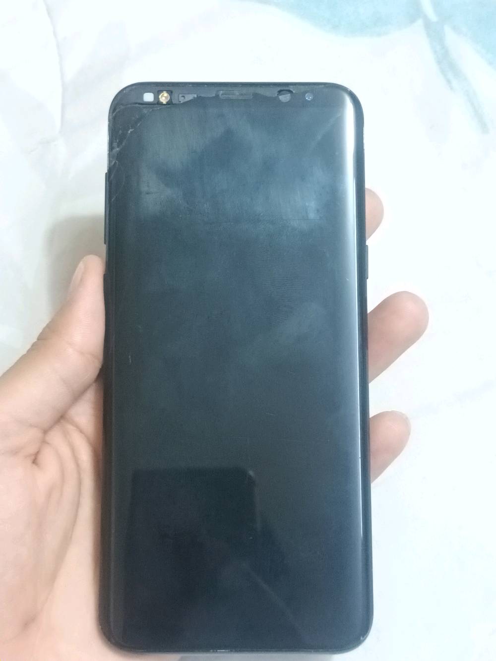 مبايل سامسونج +s8 فطر ب الضهر و تبديل شاشة 
جهاز نضيف مسحة 64