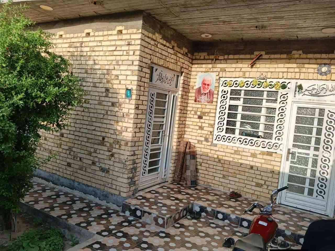 بيت للبيع ركن بلكوت جديده جمعية النفط شارع الصب قريب ع شارع بغداد خدمات كاملة طابق واحد للاستفسار الاتصال على الرقم ***********

