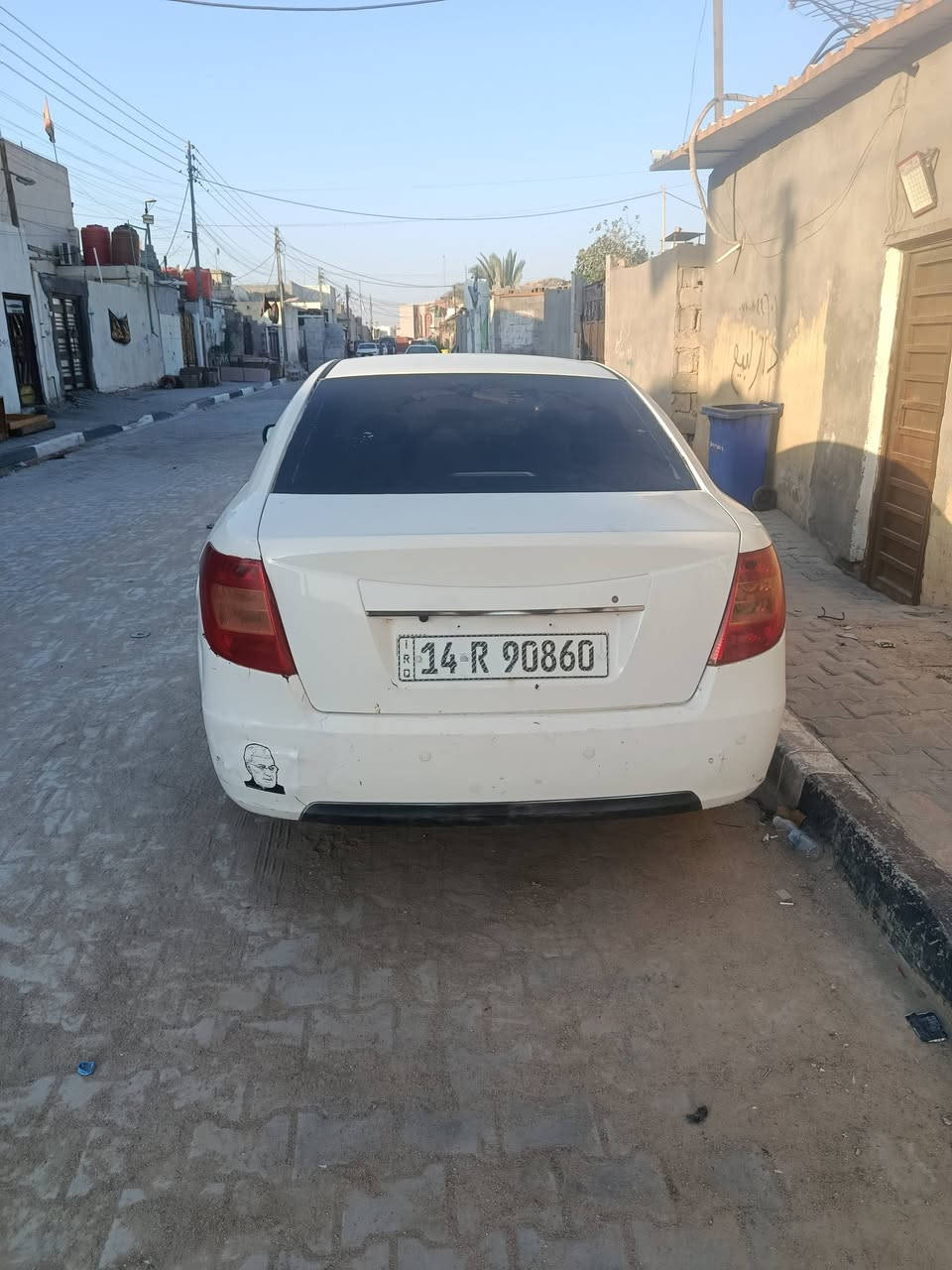 فاو مديل 2014 رقم إنكليزي بصره ببها مكينه وكير كورلا 
سعر 35 بيها مجال قليل مكاني بصره مركز مدينه 
رقم الهاتف ***********

