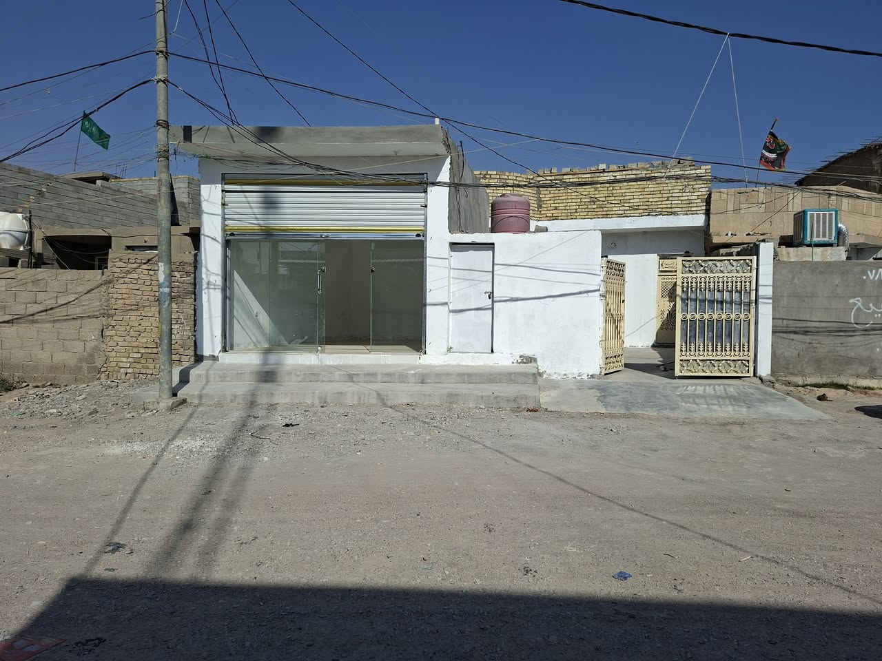 بيت للإيجار • ٢٠٠م • حي العباس