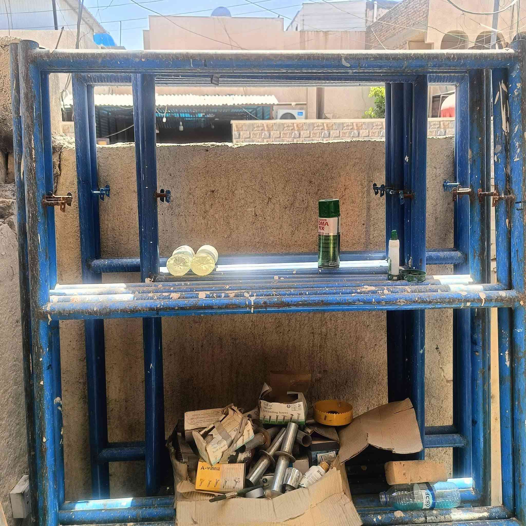 ٣ سقالات • ارتفاع ٢م • البياع شرطه الخامسه
