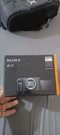 سوني A7C • نظيف • مع ملحقات