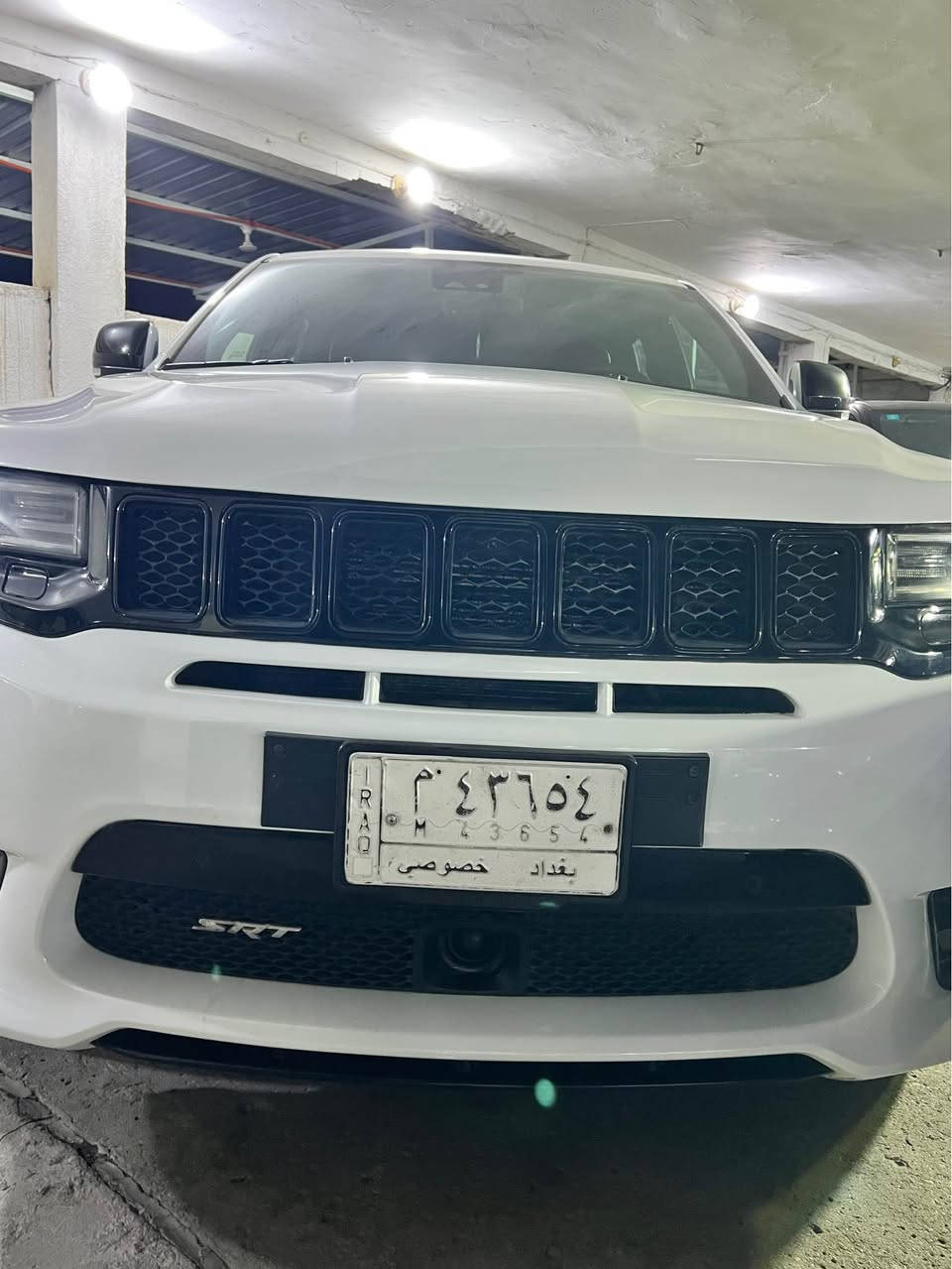 جيب كراند شيروكيSRT فول مواصفات كنديه كفاله عامه  فول الفول بيها مواصفات خير من الله مكينه 6400 كفاله مكينه وكير وبدي من كلشي كفاله رقم بغداد تحويل ثاني يوم تحكم استيرن كشنات حضن تحكم كشنات حساس امامي وخلي ورادار خزن ميروري شنو من مواصفات اتريد بيها سعرها 240 ورقه وبيها مجال مكان السياره البصره معارض القبله معرض الحسن للاتصال *********** البصرة, العراق
