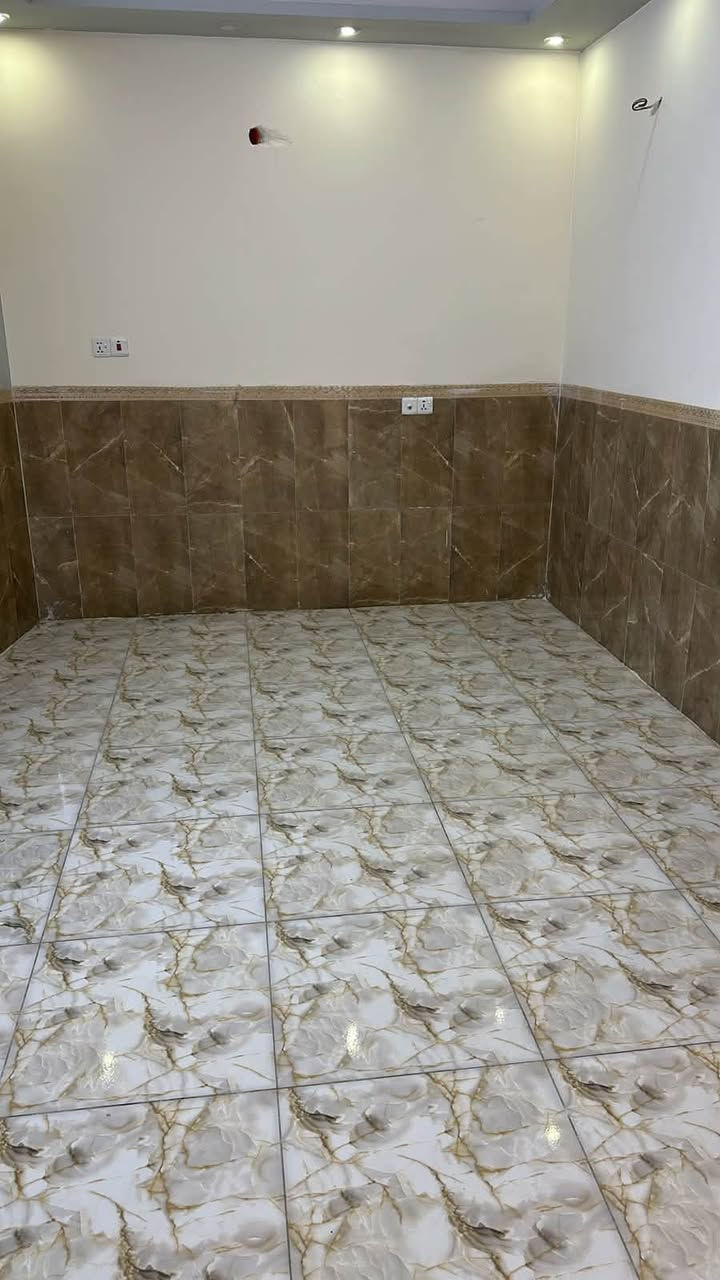 بيت للايجار في تكريت حي الزهور 
جدا نظيف ومرتب للاستفسار الاتصال بالرقم

‭***********‬
