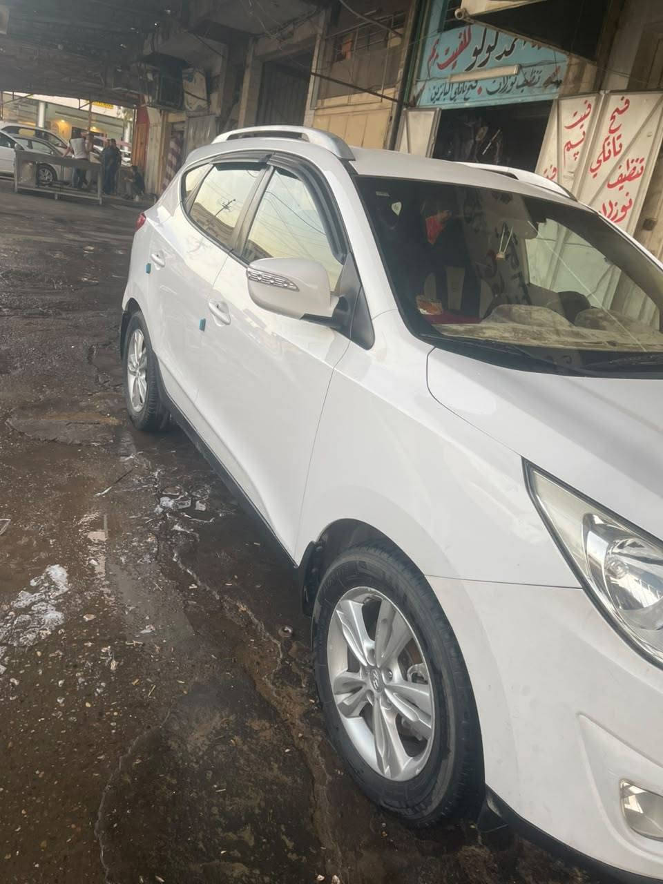 توسان ٢٠١٢ • بدون صبغ • محرك مكفول