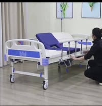 سرير طبي • ٥ حركات • استعمال سبوع