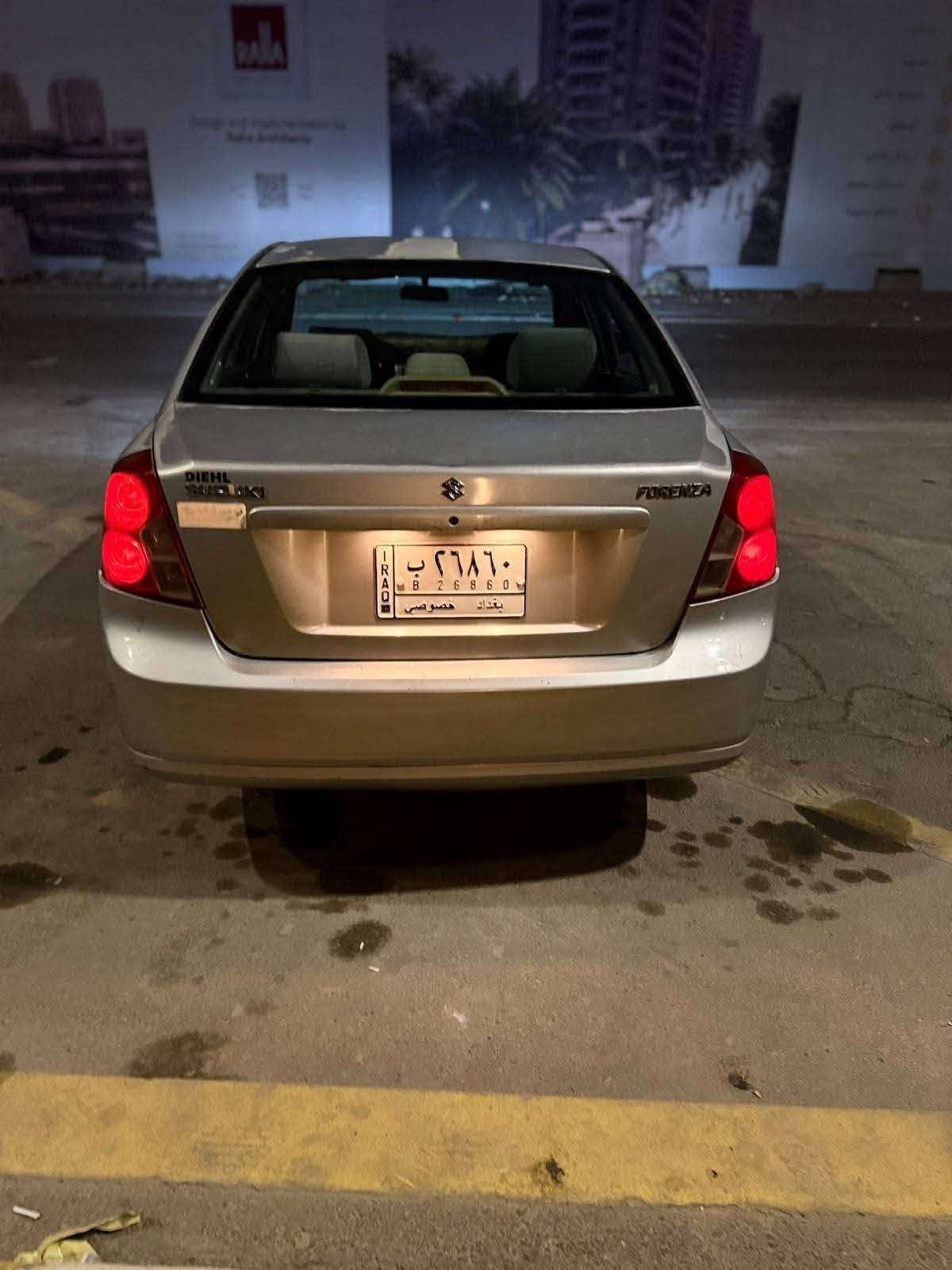🚘 للبيع سوزوكي فورنزا 2006 محرك 2.0
✅ الإيجابيات:

- السيارة جاهزة من كلشي.
- الكير والمحرك خير من الله.
- المحرك مجمّف قبل سنة، تجفيت مضبوط.
- الكير مكفول.
- كهربائيات السيارة كلها شغالة.
- داخلية السيارة نظيفة.
- تخم تاير أمامي وخلفي جديد.
- صدر أمامي وخلفي جديد.
- صالنصه جديدة.
- تبريد ثلج خير من الله. ❄️
- عليها منظومة زنون كاملة.
- إشارات LED.
- السنوية بعدها ما نافذة.
- ما عليها غرامات.
- رقم بغداد.

❌ السلبيات:

- السيارة مصبوغة وجارده.
- بيها ضربة أمامية خفيفة، ما واصلة للشاصي.
- خياسات مابيها فقط البلدوّسة والجاملغ الخلفي.

💰 السعر: 58 ورقه

- بيها مجال قليل.

📄 السيارة بسمي، والتحويل ثاني يوم.

   •    مكان السيارة: بغداد، الغزالية.

📞 للاتصال: ***********

السيارة جاهزة للفحص والمعاينة.
