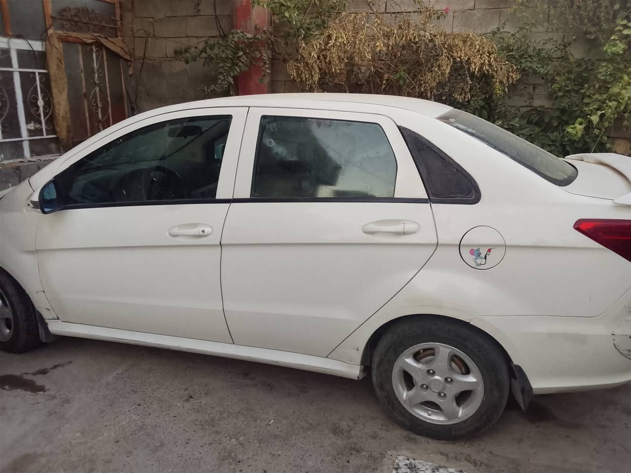 السلام عليكم سياره للبيع  BAIC A115   مديل 2015. سنويه لحد 2029  بسمي تحول شوكت ما يعجبك سياره حلو يرادلها  ترتيبات بصيطه كهربائية هم ترتيبات بصيطه  مكاني بغداد تقاطع النهروان 
السعر 47 وبيها مجال ***********
