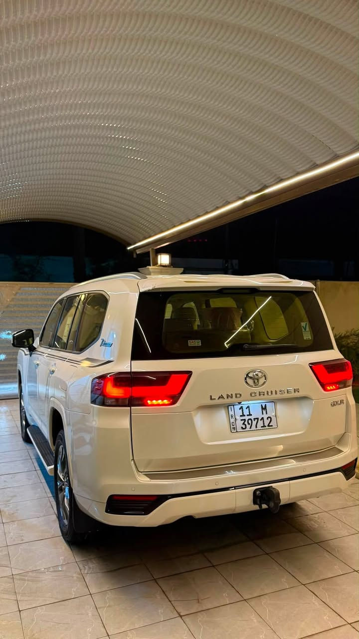 لاندكروز موديل 2022 وكالة شركة ساز  
بأسمي تحويل مباشر
مواصفات ال GX.R
فور ويل
محرك 6 سلندر 4000 تنفس طبيعي  
بصمة أبواب وتشغيل 
فتحة سقف شاحن وايرلس 
صندوق كهرباء
7 راكب  تبريد ثلاث قطع
حساس أمامي وخلفي أصلي شاشة وكامرة أصلية فول لايت زينون لد أمامي وخلفي

مكان السياره بابل

للستفسار اكثر 
*********** متوفر واتساب
