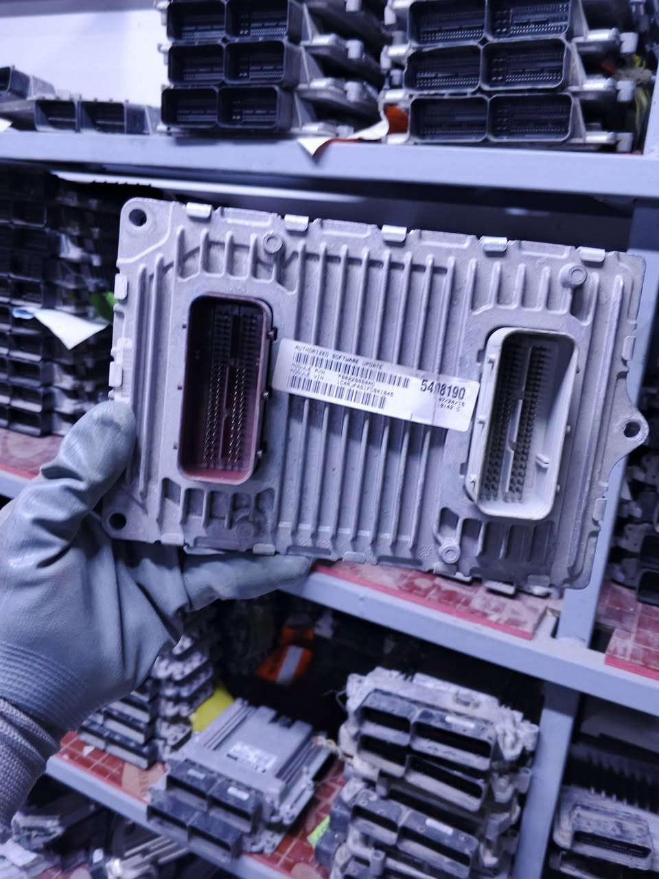 🔧 عقول سيارات متوفرة للبيع 🔧
مجموعة عقول أصلية وبحالات مختلفة، متوفرة لعدة موديلات من السيارات 🚗
نستقبل طلبات المفرد والجملة، وللاستفسار عن العقل المناسب لسيارتك دز صورة العقل أو رقم القطعة.
📍 العنوان: البصرة – صناعية حمدان
📞 للاستفسار والطلب: ***********
🔥 ورشة الملأ المتكاملة
خبرة • دقة • تعامل مضمون
#عقول_سيارات #عقول_محركات #قطع_غيار #البصرة #صناعية_حمدان #ورشة_الملأ_المتكاملة
