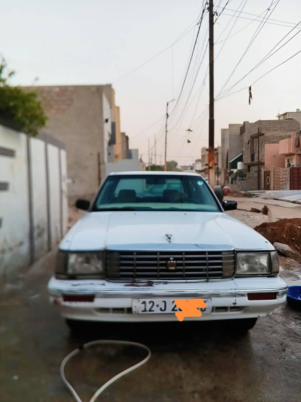 سياره سيدان للبيع موديل1989نينوى رقم جديد هزه جديده سنويه2029كابون مامسجل نهائيا  مكينه 2500بطه وكير عادي السعر55 وشرط التحويل العنوان الموصل/***********//***********//***********
