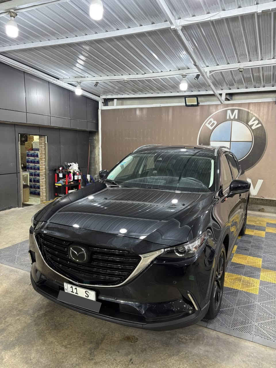 CX9 2022
مازدا CX9 2022
للبيع او مراوس 
رقم بغداد بأسمي
فول مواصفات
4 سلندر 2500 تيربو
7 راكب
صمه
3 قطع تبريد
رادار امامي وجانبي
كشنات جلد+تدفئه وتبريد
كشنات كهرباء حته الخلفيات
شاشه كبيره+ماوس تحكم
هاند بريك دكمه
صندوق كهرباء
كشنات خزن
بك لايت لد
بردات خلفيه
شاحن لاسلكي
حساسات امامي+ خلفي
كامره خلفيه
نضام سبورت
ماشية 60 الف
ضررها صندوق وجاملغ خلفي بدون ايرباك السياره جاهزه ومابيها اي نقص
السعر 192ورقه
مكان سياره بغداد كاظمية
***********
