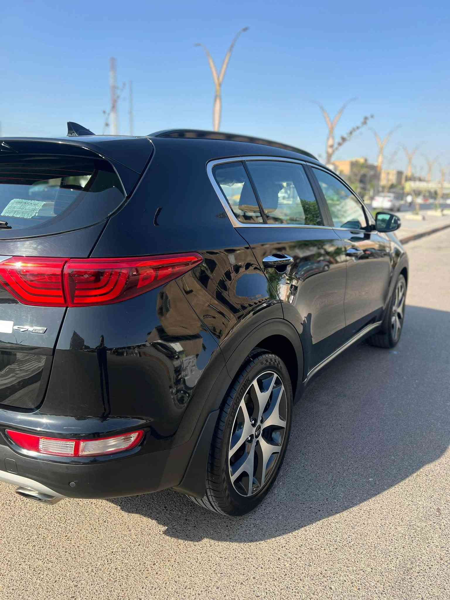 السلام عليكم
گيا سبورتج خليجي  رقم بغداد بسمي مشروع وطني 

جيتي لاين يسموها ايراني ( GT LINE ) ماشية 100 الف
السعر ب178 وبيه مجال شي قليل 
 
موديل 2018 
 
فول مواصفات 
 
1- فول تحكم ستيرن  ستيرن حرف Dمع كروس سرعة 
 
2-گامرا دواره مع شاشة لمس 
 
3-بصمه 
 
4- لون اسود 
 
5-لايت زنون واوتو لايت +ماطور تلقائي تحكم اوتو
 
6- لد امامي وخلفي 
 
7-هند بريك بصمه 
 
8-شفتات استيرن 
 
9- شاحن واير ليس 
 
10- تبريد ابيانو 
 
11-بانوراما 
 
12-شاشة كار بلي +سماعه دمام بالصندوك 
 
13محرك 2400
 
14-كشنات جلد لون مميز كهربائيه + تدفئه ووتبريد بالكشنات الاماميه وتدفئه بالكشن الخلفي 
 
15-قطعتين تبريد 
 
16- بصمة ابواب 
 
17-جام اوتو 
 
18-فور ويل
 
19- مري شفط واشاير مري 
 
20- ثلاث انضمة قياده … 
 
21- تدفئه بالستيرن ….. 
 
22- اوتو ماسحات 
 
23- اوتو لايت 
 
24- اوت هولد توقف ذاتي... 
 
25- نضام منحدرات .... 
 
26- جنطه كهرباء ذكيه تنفتح عند الاقتراب... 
 
27-دبل كزوز .. 
 
28-نضام الترحيب تلقائي عند الاقتراب.. 
 
29- بلوجكتر بقلاوه رباعي العدسه 
 
30-مانع انزلاق ... 
 
زراك لايتات 
 
تعتيم ذاتي بالمري 
 
اناره يدات و لد نهاري زنون

مكان السيارة بغداد زيونة او الغدير
***********
