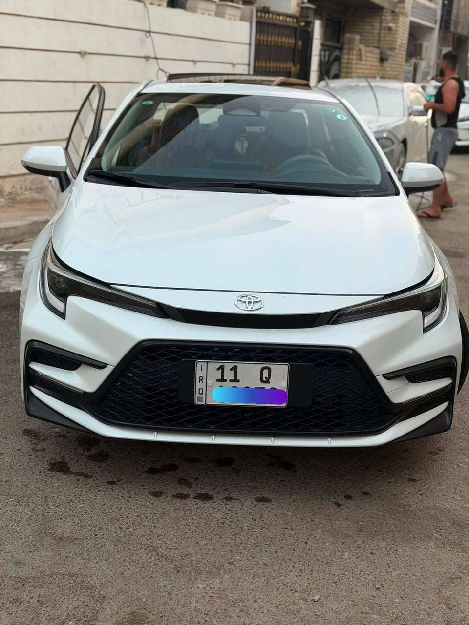 كورولا موديل24  فئة( S )
Black addition 
الشكل الرياضي فول ١/١
رقم بغداد تحويل مباشر نظيفه جدااا
المواصفات ........................... مكفوله كفاله عامه 
بس رصعتين بس 
تراي السياره زيرو 
السياره دوشمه ارضيه ودواسات وتكم ارضيه حفاض ع السياره 
🛜مكينه 1800 هايبرد شحن ذاتي 
🛜سلايت 
🛜كراسي جلد اصلي لون مشمي ورصاصي + دشبول لونين 
+ كرسي السائق كهرباء + داخل جلد لونين
🛜رادار + تحديد مسار طريق + قيادة ذاتيه 
🛜قرائة علامات الطريق المرورية
🛜بصمة تشغيل + دخول ذكي  
🛜هاندر بريك بصمة + اوتو هولد 
 🛜 بطاين بوب حياكه  مطرز 
🛜كيجات ديجتل 
🛜شاشه مسجل +تبريد بيانو + كامره خلفيه دوارة FHD
 + كار بلي / اندرويد اوتو
تبريد قطعتين 
✅️ بصمه عدد ٢
لايت زينون عالي ناصي + لد زينون + لد صباحي زينون+  
 حساس اطار + حساس مطر + حساس لايت داينمك عالي ناصي اوتو 
ايفو مود + مود درايف + مانع انزلاق 
تحكم  الستيرن كامل مع كروس سرعه
 ايرباك عدد 8
ويل كب  رياضي حجم 17
السعر 155
للاستفسار ***********
المكان الزعفرانيه اربع شوارع
