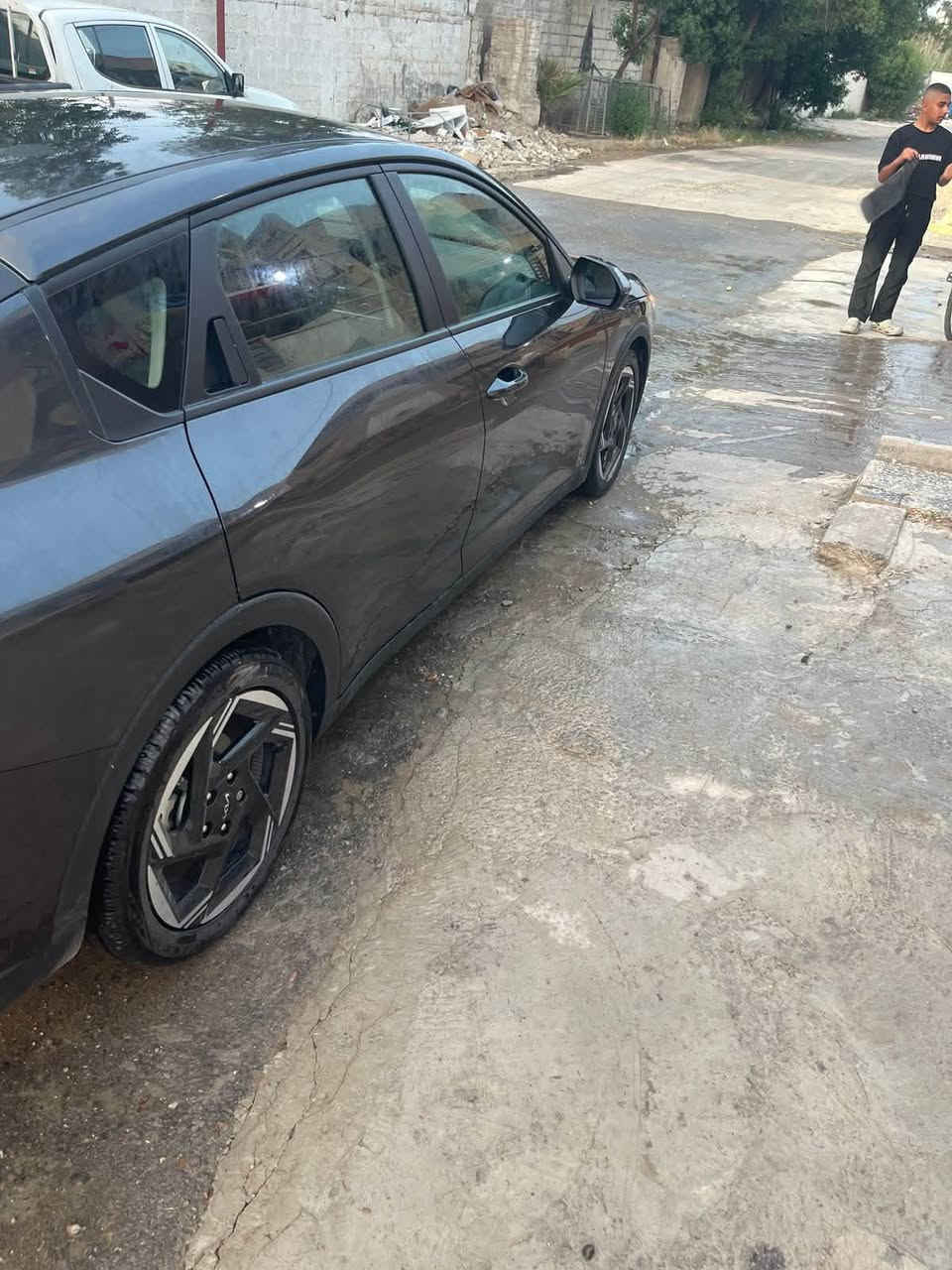 سلام عليكم
كي 4 2025

موصفات 

شاشه منتصل لخير

سايد بريك بصمه

تشغيل عن بعد 

رادار مامي خلي جاني 

تحديد مسار 

سياقه ذاتيه 

توقف ذاتي 

بصمه ابواب

بصمه تشغيل

تحديد قفل سرعه  قفل كروز

سياره جديده

ماشيه الف 16 فقط

بعده زيرو بدون اي تعمير دواخل 

ايرباك فقط ستيرن 

سعر 158  بيه مجال حك جيه 

العنوان بغداد مشتل 

الهاتف ***********
