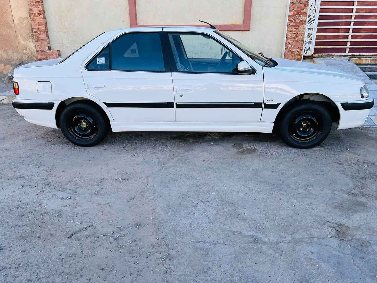 بيجو بارس • ٢٠٢٥ • ماشيه ١٠٠٠٠