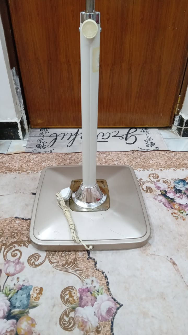 سلام 👋 عليكم 
للبيع بنكه ناشينال من نوادر نضافه 95/100
ع وضع شركه إستيراد المنشاء العام العراقية 
ليرغب بل شراء يراسل الصفحة خاص فقط او تصال 
***********
