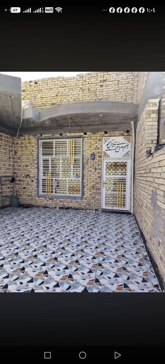 السلام عليكم دار للبيع في حي الشرطة مساحة 200 متر غرفتين نوم صالة مطبخ حار وبارد استقبال صحيات داخلية وخارجية كونكريت مسلح الرباط والسقف مطلب إسكان 40 مليون تسديد الشهري ٢٢٥ الاستفسار ***********
