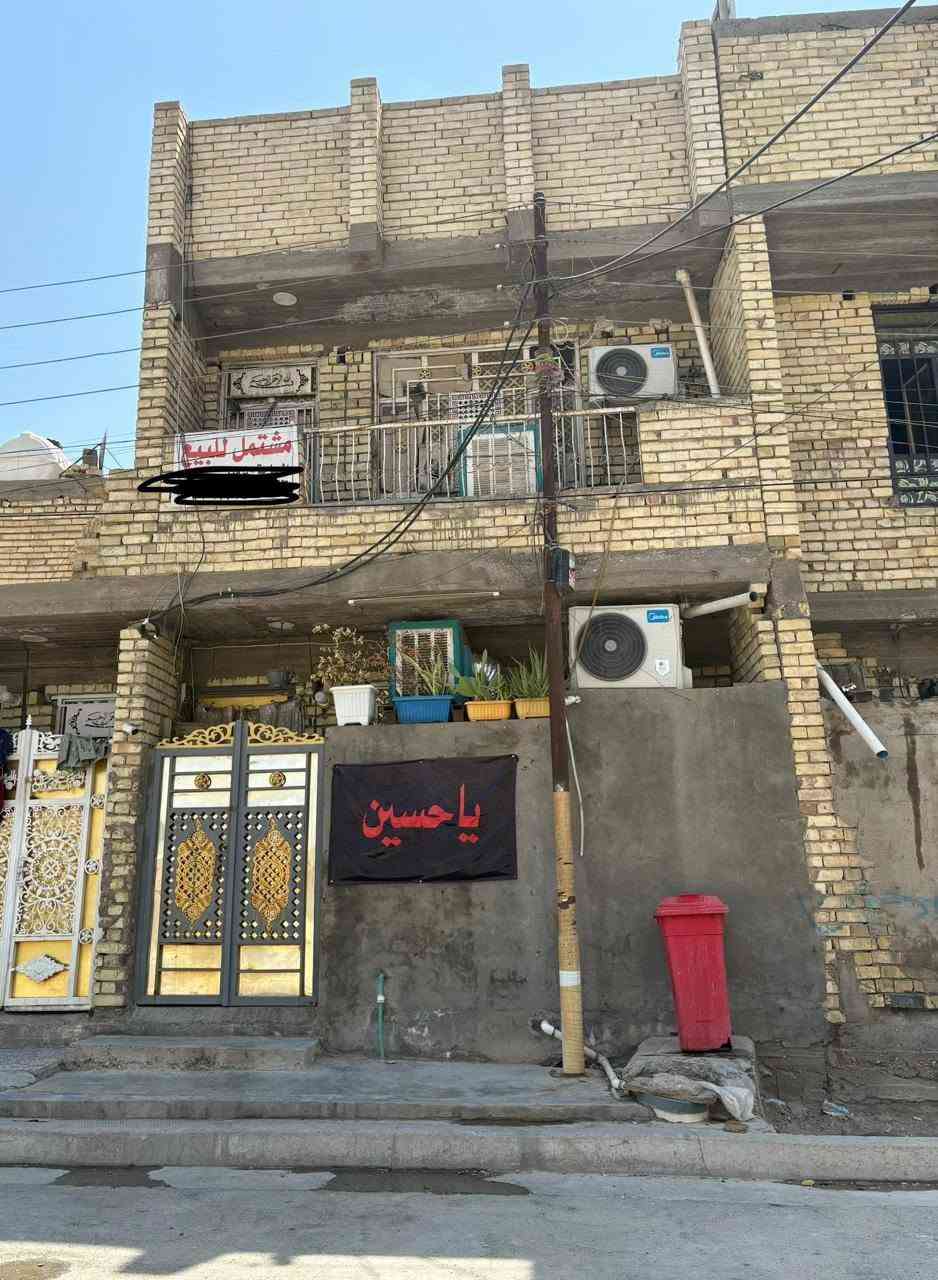 بيت للبيع الشعب الزراعي خلف السده  ملعب سان سيرو مساحه 50متر السعر 60وبي مجال للستفسار على هذا الرقم***********
