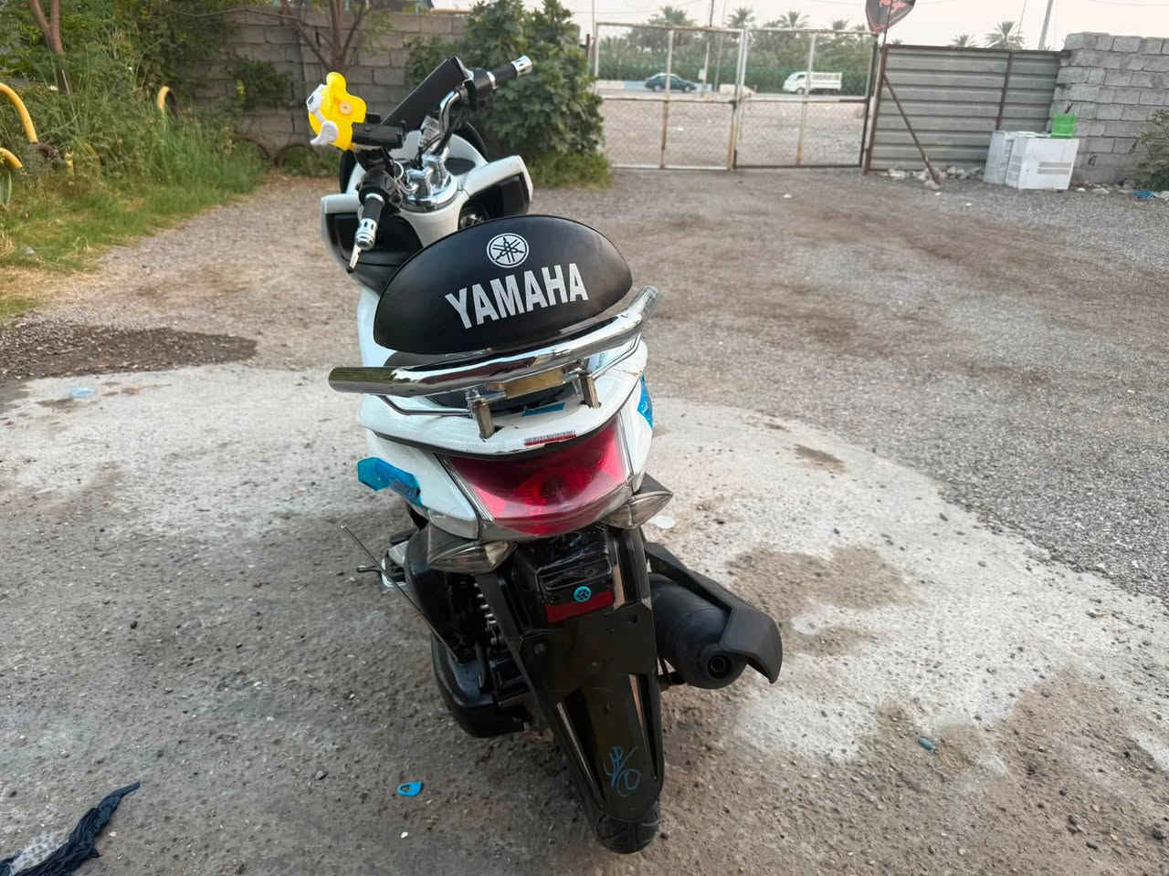 السلام عليكم
دراجة pcx 
محرك 150 
ستان كهربائي 
محرك مكفول من  ڪݪشـي دراجة كامله مكمله نقصها ستان تعليك فقط 
السعر 1400 
بغداد الحسينية الراشدية 
***********
