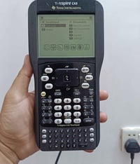 TI‑Nspire CAS • مستعملة • بدون بطارية