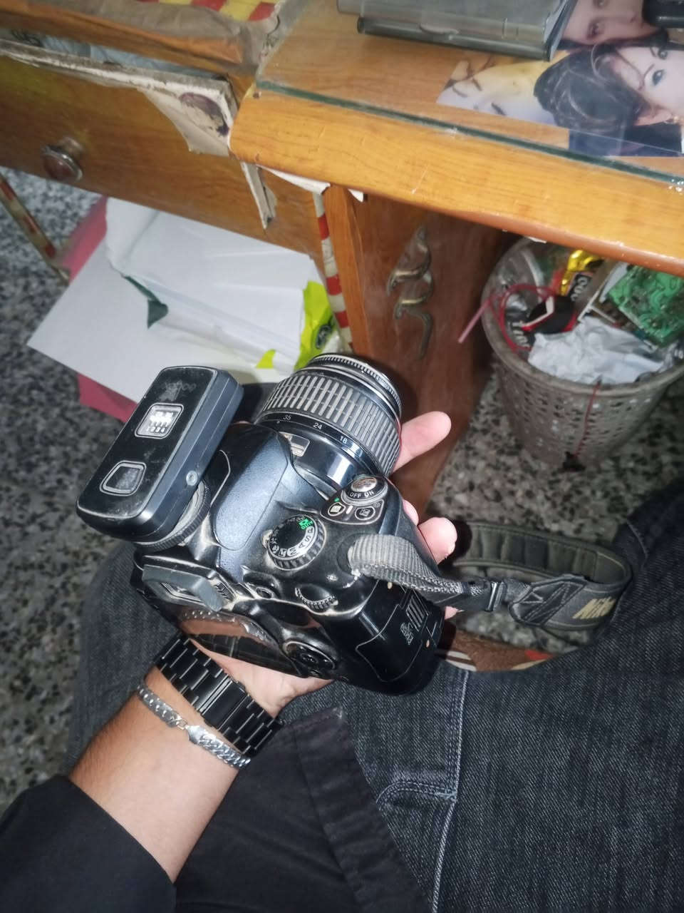 نيكون D40 • اضاءة ستديو • معدات ستديو