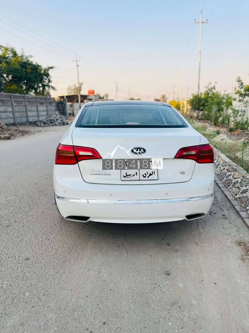 السلام عليكم 
للبيع او المراوس حسب القناعة
كيا كادنزا خليجي ٢٠١١ محرك 3500CC 
فول مواصفات لون ابيض صدفي رقم اربيل سنويتهه صاقطه 
المحرك والكير مسويلهن ادامة كامله
وصارلي تقريبا شهر من بدلت حدادية خلفية وامامية كامله مع الدجات والاذاين 
اصلي ووكالة مو صيني او كوري تجاري
بيهه صبغ الجاملغات الامامية الاثنين بس الاطراف مالتهن بدون دواخل ترايهه ناعم وين ما جان السيارة جاهزة على ٢٤ حباية
مواصفاتهه :
١. بانوراما ٣ طكات
٢. بردة خلفية كهرباء
٣. بصمة تشغيل + بيبان + جنطة
٤. شاشة اندرويد + كاميرا داش كام + كاميرا خلفية دوارة + كاميرا خلفية بالمرايا
تبريد ثلج وتدفئة 
٥. كشنات الامامية كهرباء مع خزن ميموري
٦. تحكم ستيرن كامل مع مانع انحدار تراكشن
٧. مري شفت + اشارة بالمري + تحكم كهرباء
٨. حساسات خلفية
٩. ترحيب بيدات البيبان مع المري
الله يشهد السيارة صار اقل السنه من اشتريتهه 
صرفت عليهه تقريبا ٢٥ ورقة وللي يريد يعرف شنو الصرفيات كاتبهن عندي 
وللعلم السيارة بأسم ولد بالحلة 
السعر ١٠٥ ورقة وبيهه مجال بسيط
للاستفسار الاتصال بالرقم ***********
مكاني كربلاء لو بغداد
