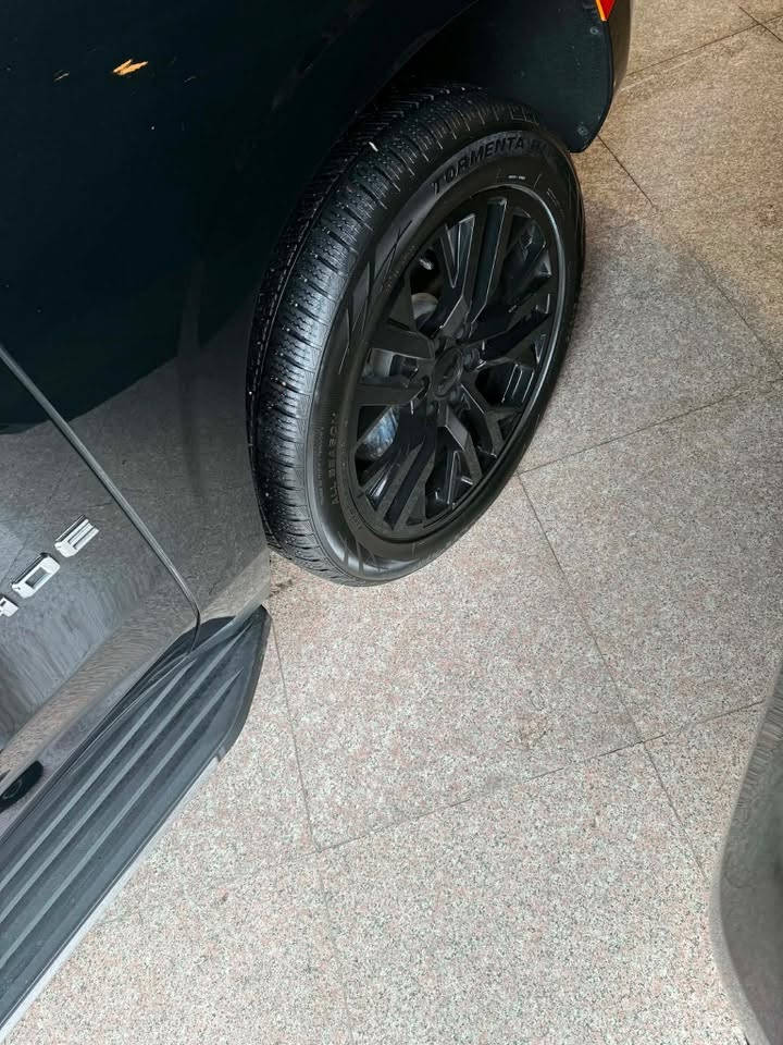 تاهو ٢٠٢١ • ماشيه ٥٢٠٠٠ ميل • مكينة ٥.٣ V8