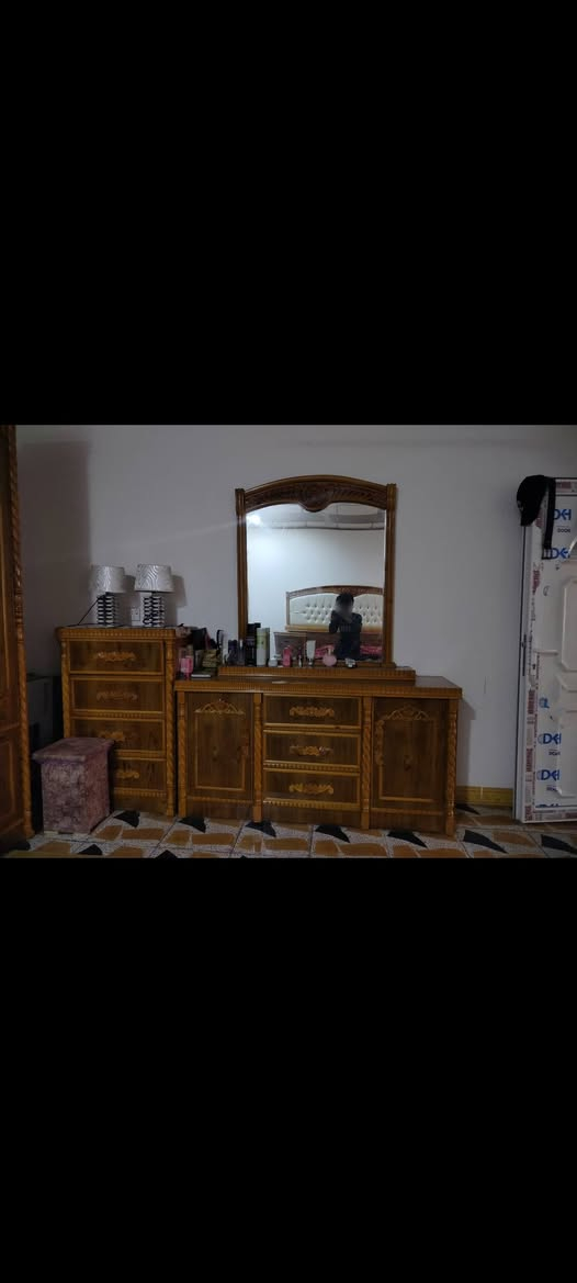 غرفة • الموصل • بيها مجال