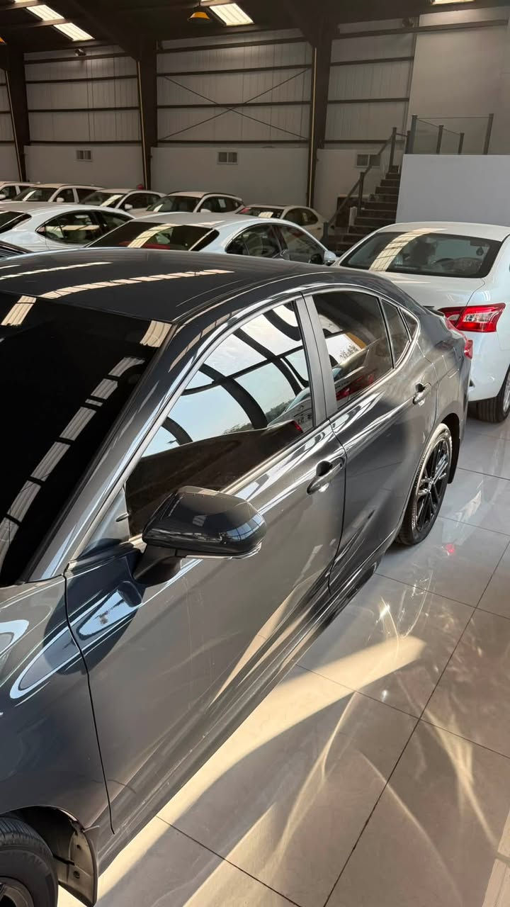 تویوتا کامری    Toyota Camry SE
.
مودێل: 2025
.
رەنگ: چیمەنتۆی 
.
مواصفات: SE
.
سعر: نامەبنیر یاپەیوەندی بکە 
.
 سەیارەکە بێ بۆیاخ کەمێک تەعدیل هەیە 
.
.
ژمارە کاتی
.
***********.            + واتساب
.
ناونیشانـ _ کلار )
.
