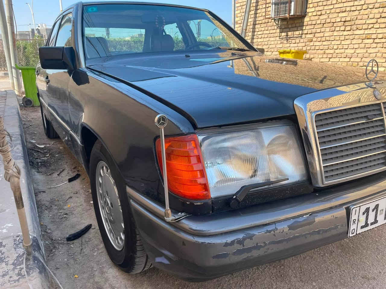 سلام عليكم مديل 90 اصل سياره جاهزه من كلشي 65$ وبيها مجال لشراي مكاني الناصرية المركز رقم ***********
