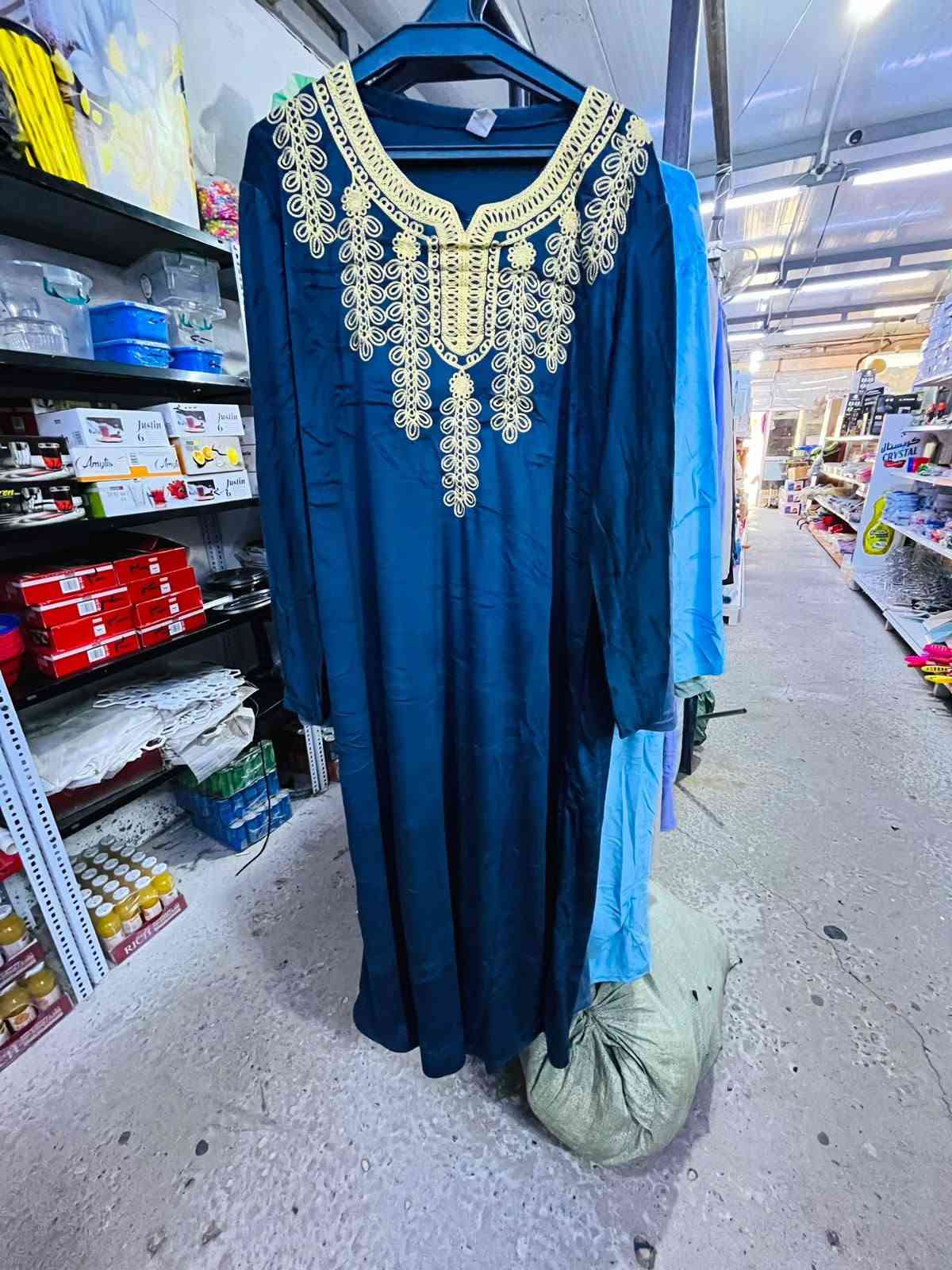 بسم الله وعلى بركة الله 
تم فتح بضاعه جديده 😍 
دشداشه قديفه نسائي 
سعر القطعه ب١٠
كل اربع قطع ب٣٠ 
العنوان فلوجه حي الضباط شارع المستشفى مجاور دكتوره محاسن اسم المحل مجمع الأخوين للتبضع المنزلي متواجدين لساعه ١٢ليلا
