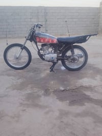 دراجه ايراني  كلك للبيع سعر 400وبيها مجال  07837807637